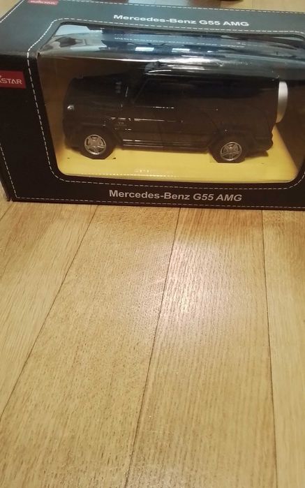 Vand machetuta cu telecomanda mercedes benz g55 amg.