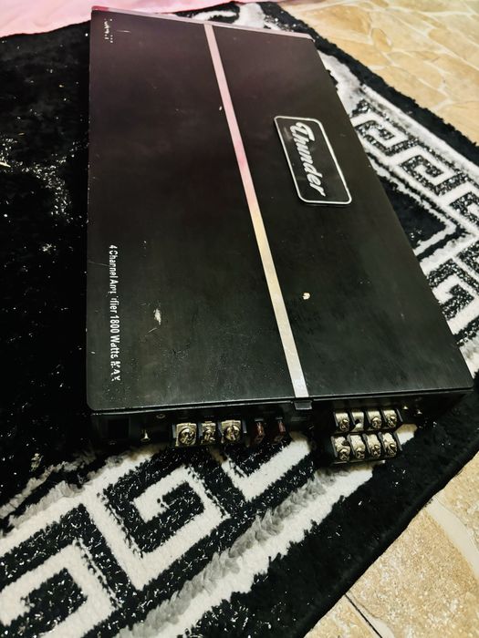 Бас каса и осилвател