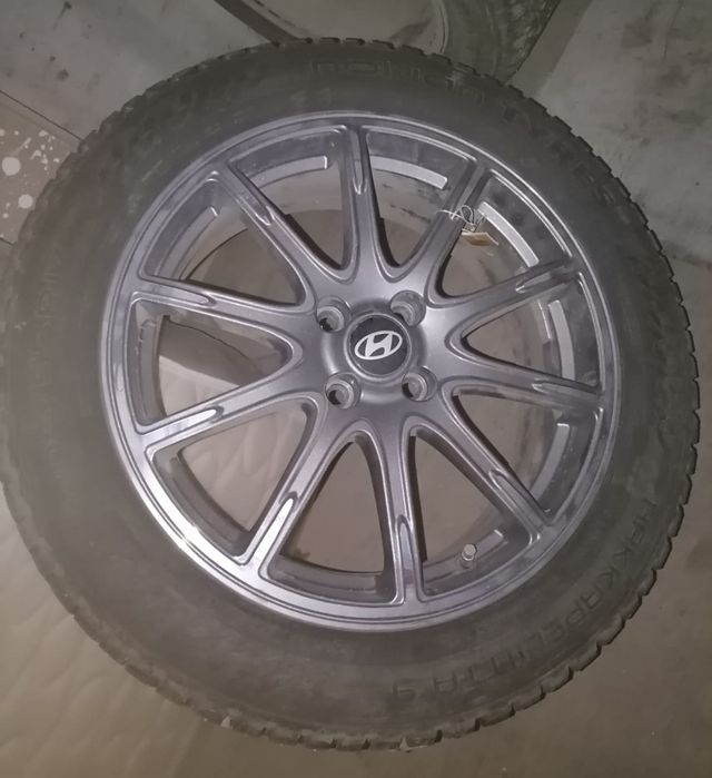 Зимние шины с дисками (комплект)