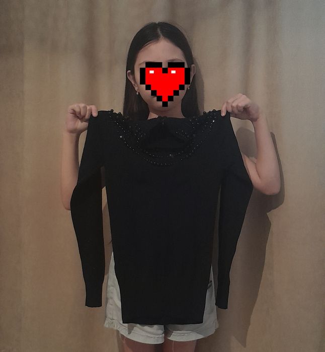 Продам кофты в хорошем состоянии на девочку 6/10 лет