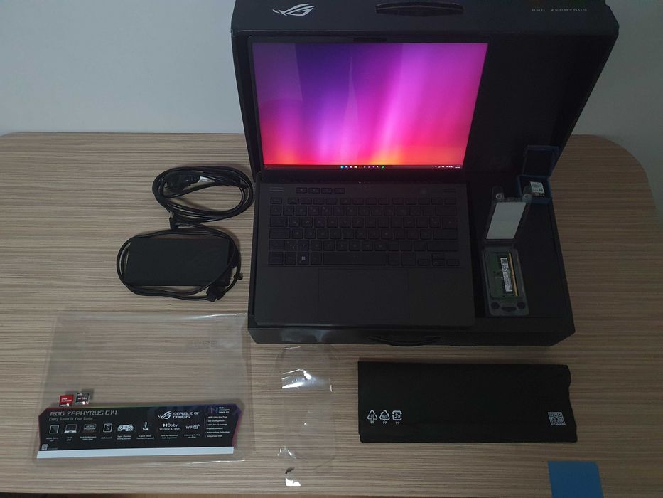 ASUS ROG Zephyrus G14 2022 AMD Ryzen 9 геймърски лаптоп