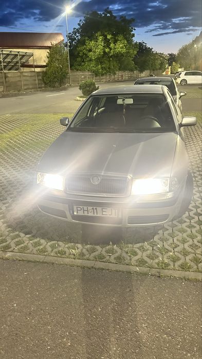 Vand Skoda Octavia 1.6 benzina