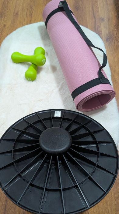 Set fitness acasă -gantere + balance board ,Impecabil