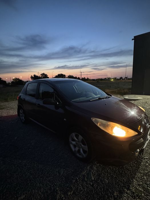 Продам машину Peugeot 307