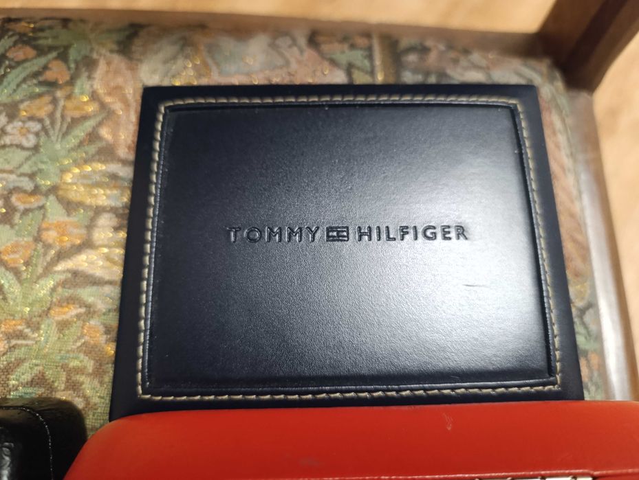 Продам футляры для очков,бренды,недорого