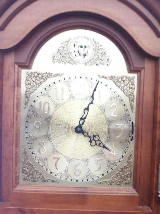 Ceas de podea Tempus Fugil de colectie cu doua greutati si pendula