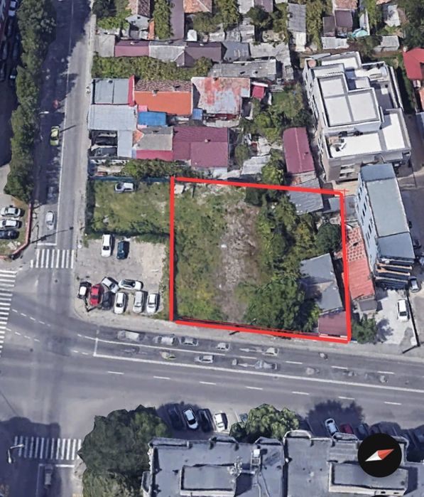 Teren intravilan ,Str.Dezdrobirii 74-76, Stradal