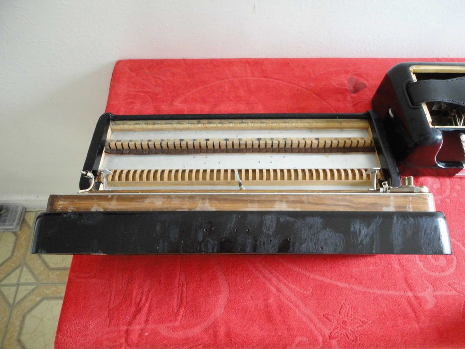 Perie Profesionala Acordeon Acustic Dallapè/Scandalli/SettimioS/Bugari