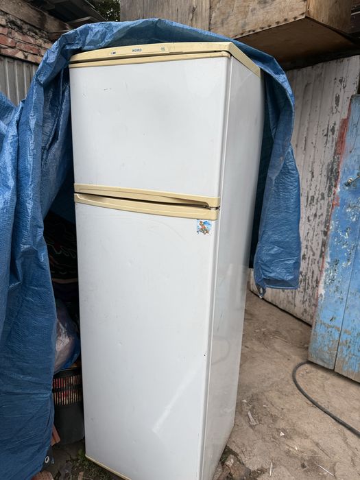 Продам холодильник