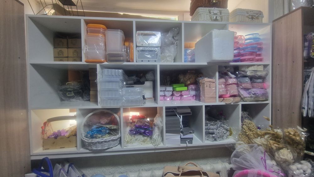 Шкаф, полка в магазин