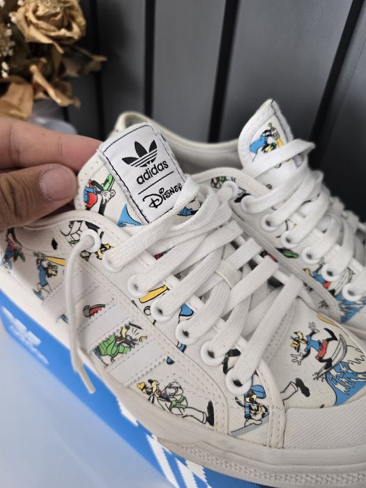 Tenisi Adidas Disney Nizza marimea 43 1/3