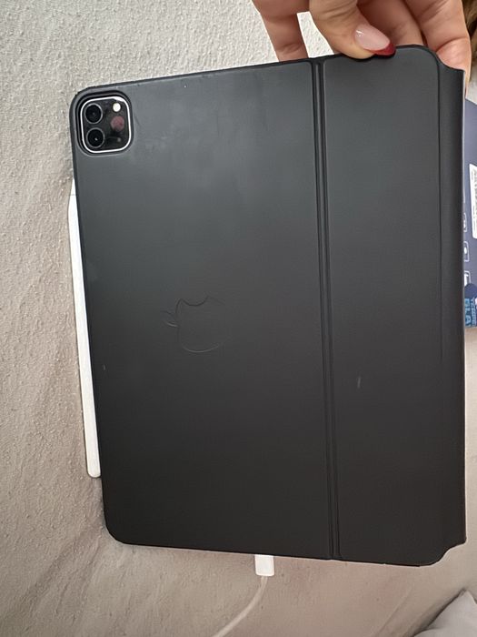 КОМПЛЕКТ - Ipad 11 Pro, Magic Keyboard & Apple Pencil (2nd generation)