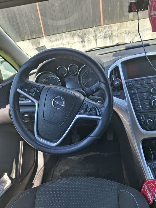 Opel Astra J 1.4 turbo gpl de fabrica
