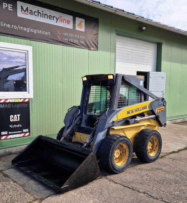 mini incarcator New Holland S170