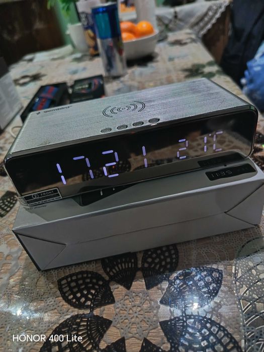 Ceas de masa digital si wireless la 10 w