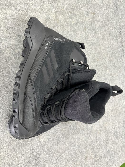 мъжки обувки маратонки Adidas terrex rain dry