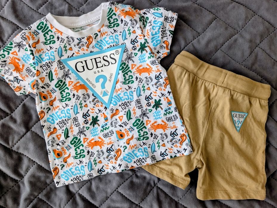 Guess комплект за бебе 68-74см 6-9м
