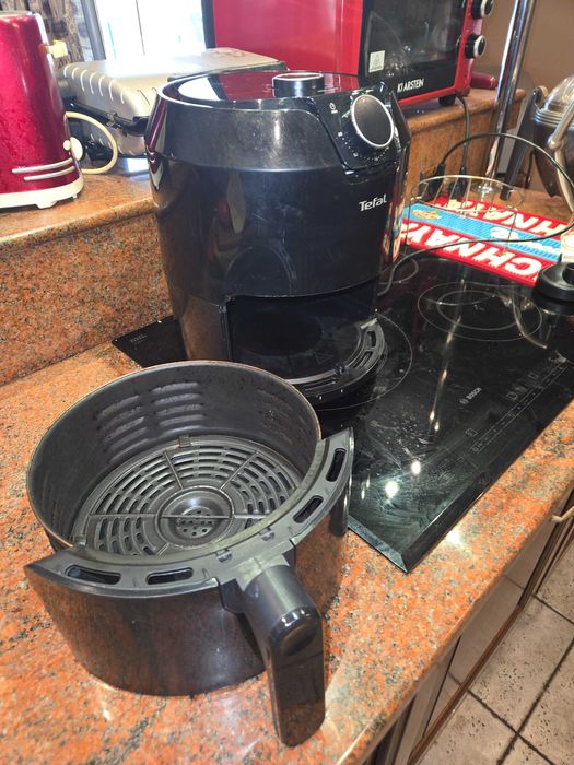 Еър Фрайър Tefal 1500w 6,5 kg