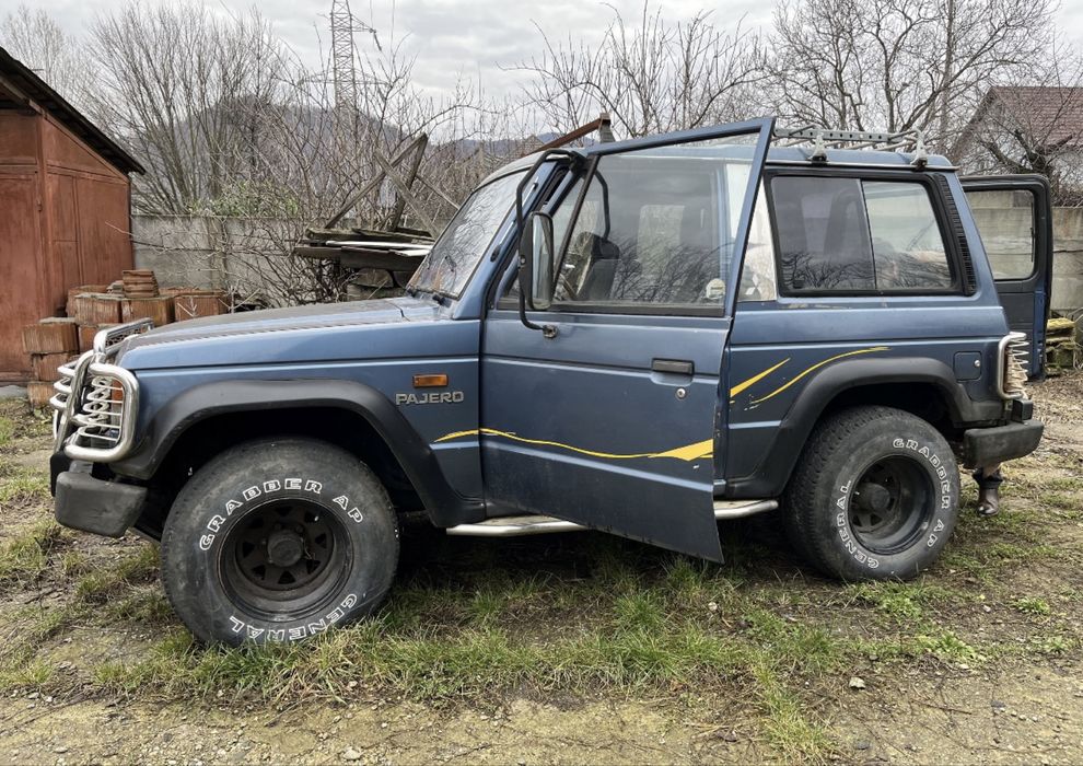Vând Mitsubishi Pajero