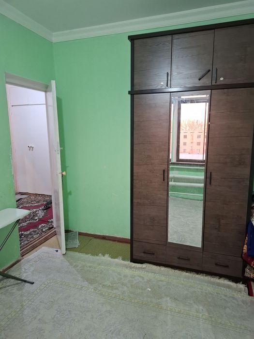 Уй сотилади Кибрай туман Ёшлик махалласи 3/3/4, 77-серия