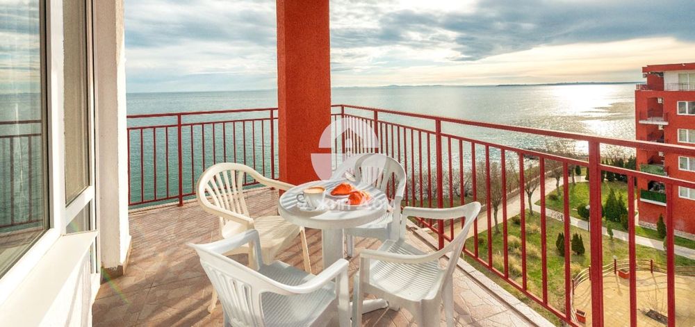 Продава се Тристаен апартамент в Свети Влас - 110 кв.м за 1011 €/кв.м - Снимка #11