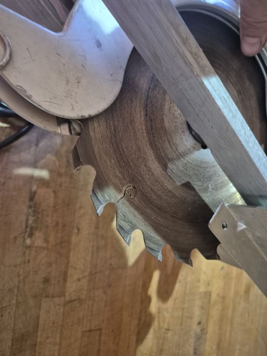 Circular de mana Makita 5903R