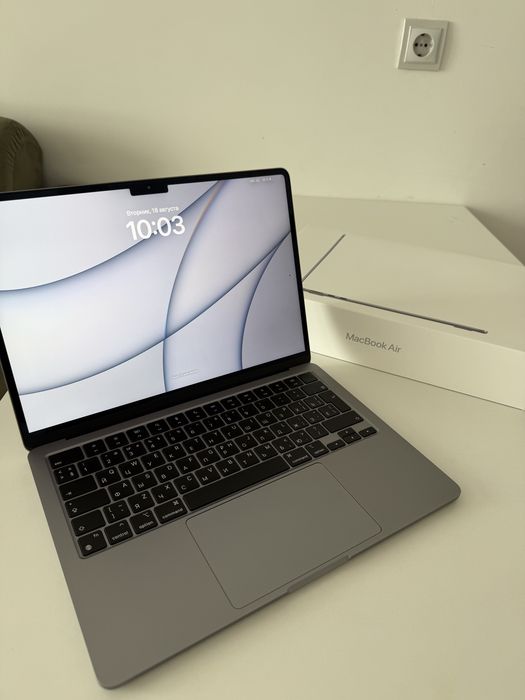 Macbook air13  M2
