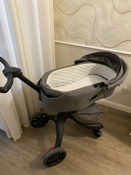 Коляска Stokke Xplory X с люлькой