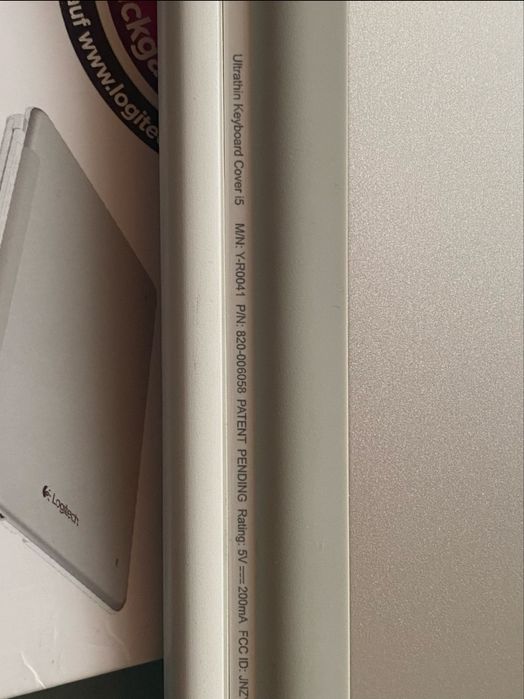 Tastatura pentru Ipad Air  logitech