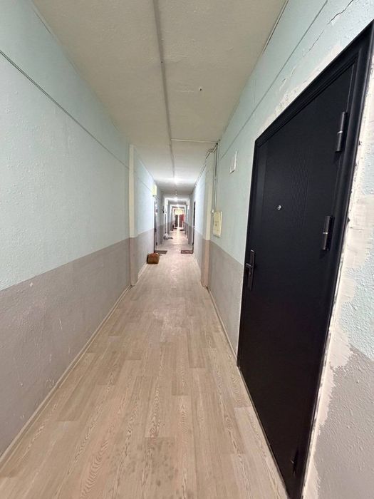 Продается однокомнатная квартира на Кадышева бывшее общежитие