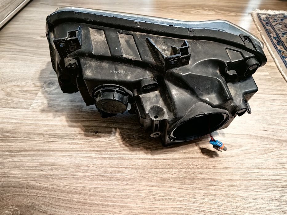 Фарове за chrysler 300c