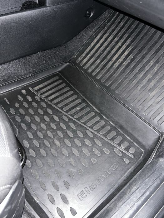 Продам резиновые коврики