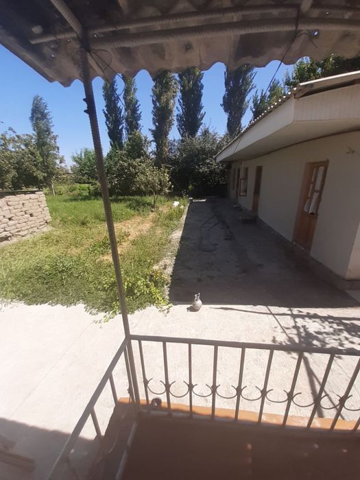 Uy sotiladi 10sotik kadastri bilan