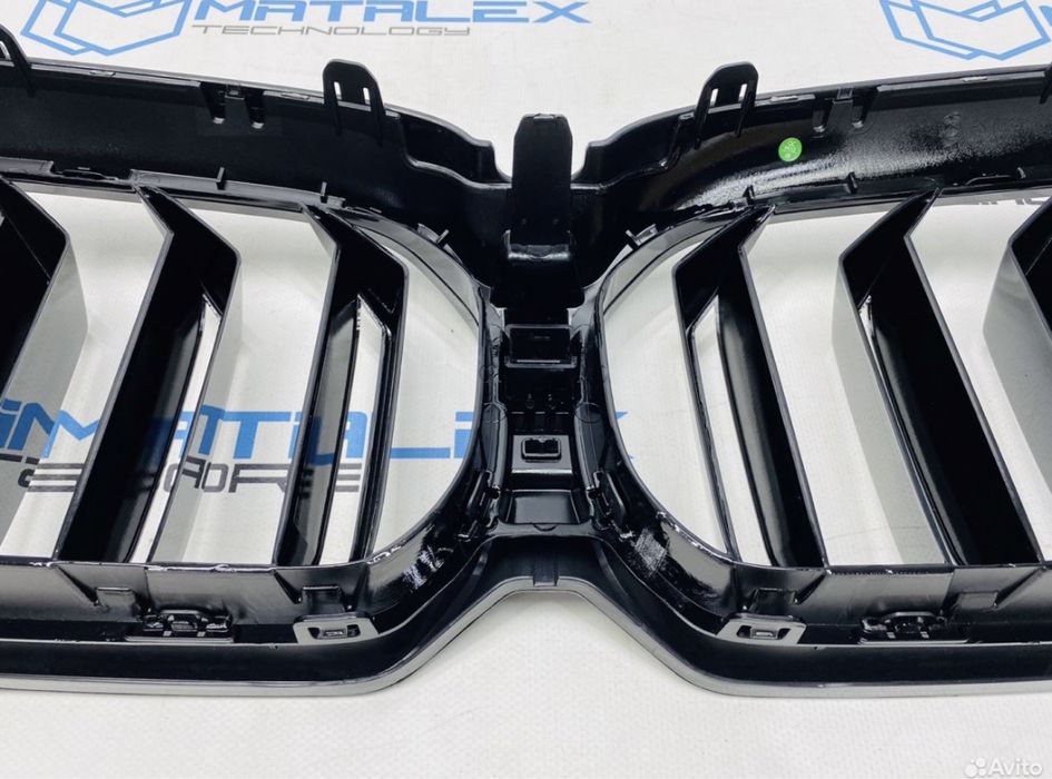 Решетка радиатора BMW 530