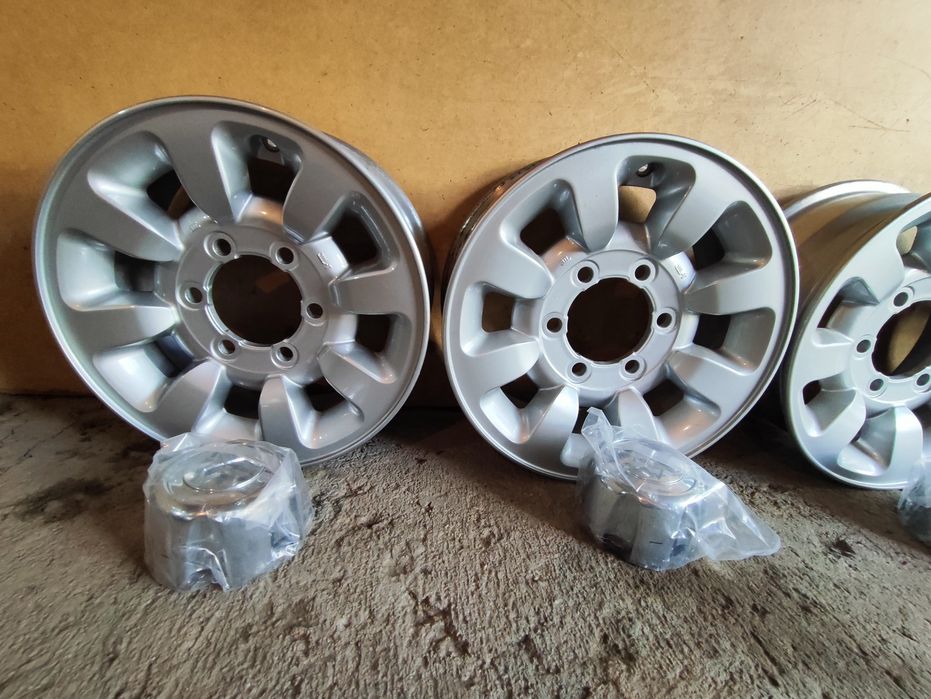 Диски R15 на Mitsubishi Pajero