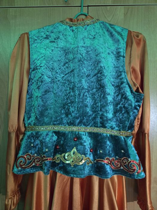 Национальный костюм