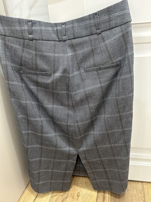 продается юбочный костюм