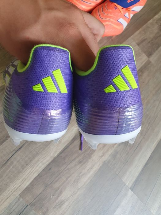 Ghete de Fotbal Adidas F50