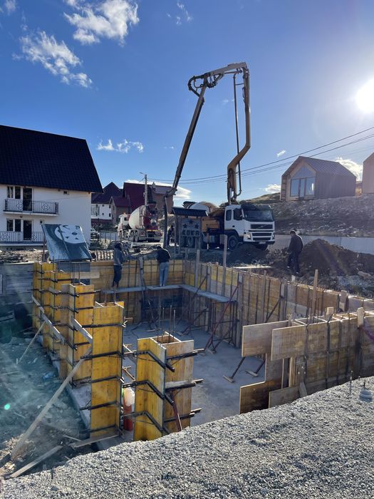 Panou cofraj pentru beton