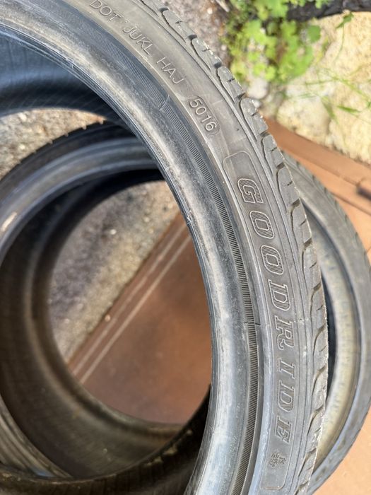 4 бр. 215/35/18 Goodride