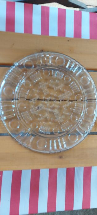 Castron și platou din sticlă-vechi