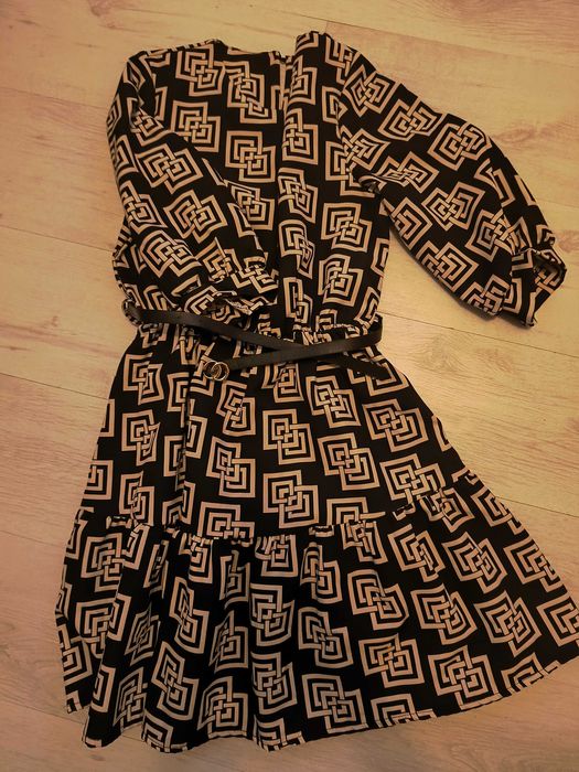 Нова официална рокля