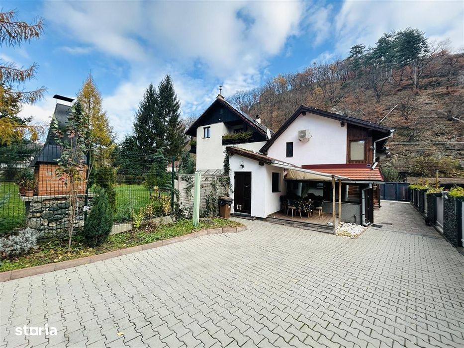 Casa individuala, 5 camere, 4 bai, complet renovata, mobilata, utilata