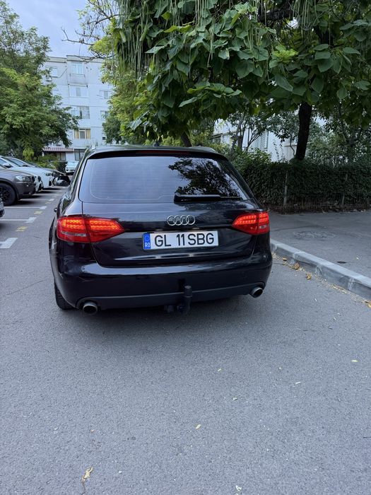Vand sau schimb audi a4 b8