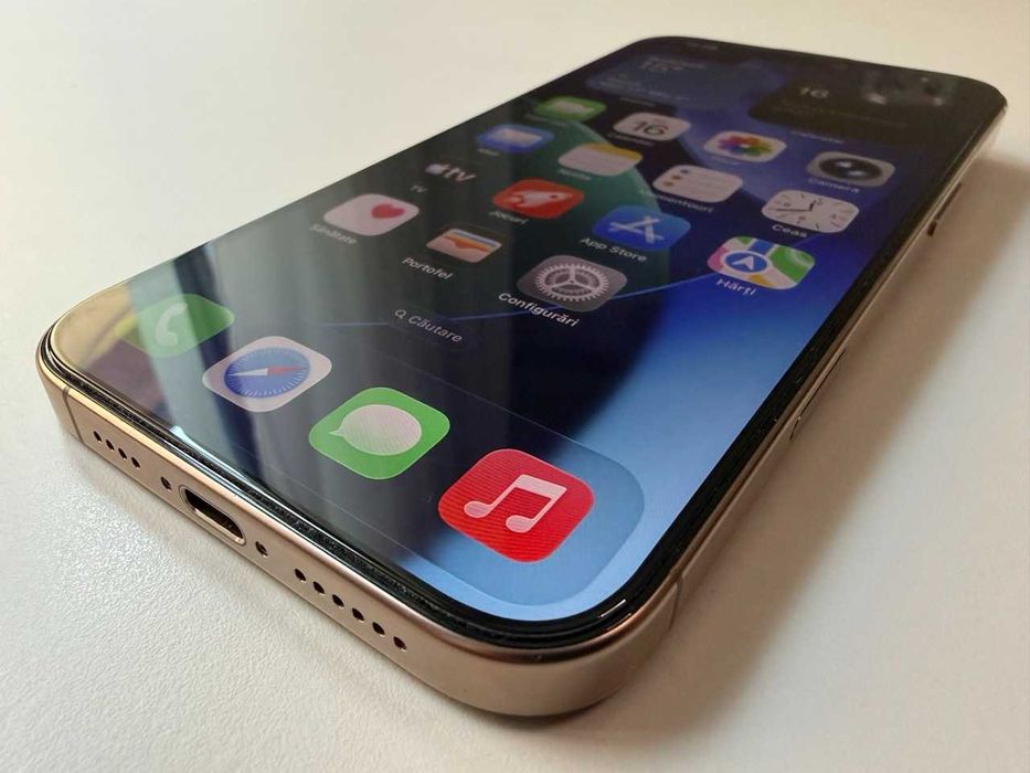  Apple / iPhone 16 Pro Max / 256 Gb / Desert / 95% Acumulator