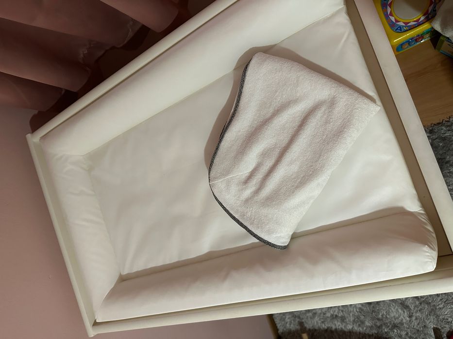 Маса за повиване Gulliver