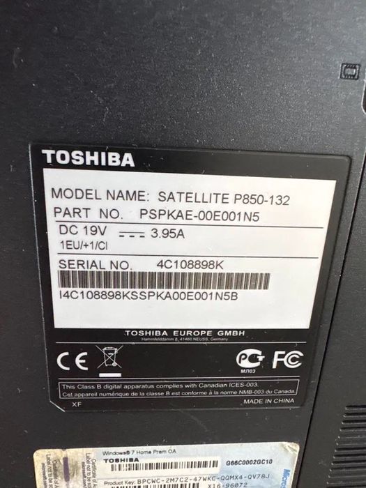 Лаптоп за части или ремонт TOSHIBA i7