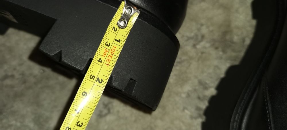 Mocasini sau loafers din piele naturala