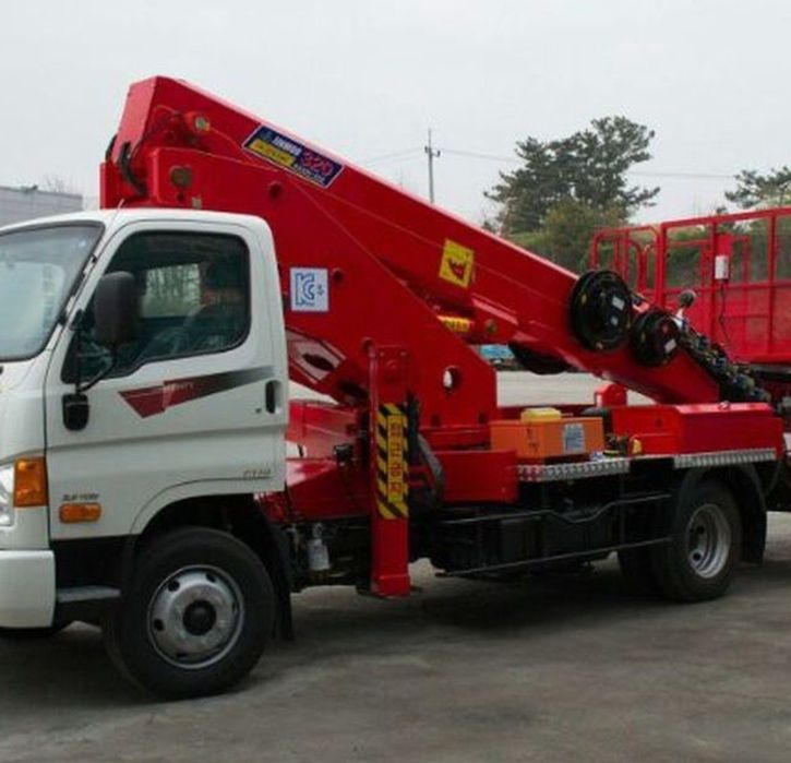 Услуга автовышки 17. 22. 28. 36.  45  метр Яшнабатский район