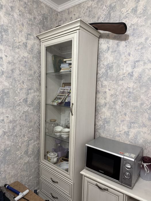 гостиной шкаф из дерево